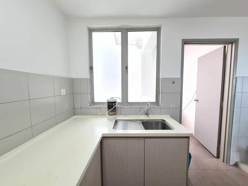 Park @ One South untuk Untuk Dijual - RM 380,000, Apr 2026 - Kitchen - PropertyGuru.com.my
