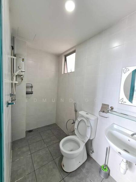 Park @ One South untuk Untuk Dijual - RM 380,000, Apr 2026 - Bathroom - PropertyGuru.com.my