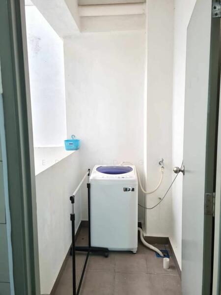 Park @ One South untuk Untuk Dijual - RM 380,000, Apr 2026 - Balcony - PropertyGuru.com.my