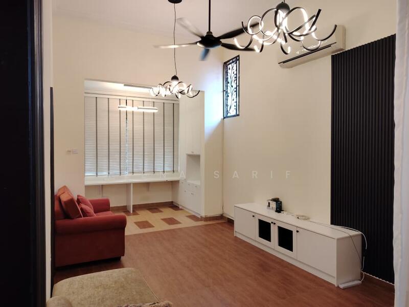 Bungalow House for Sale in SS19 (Subang Jaya) - Reena Sarif - Living Room - PropertyGuru.com.my
