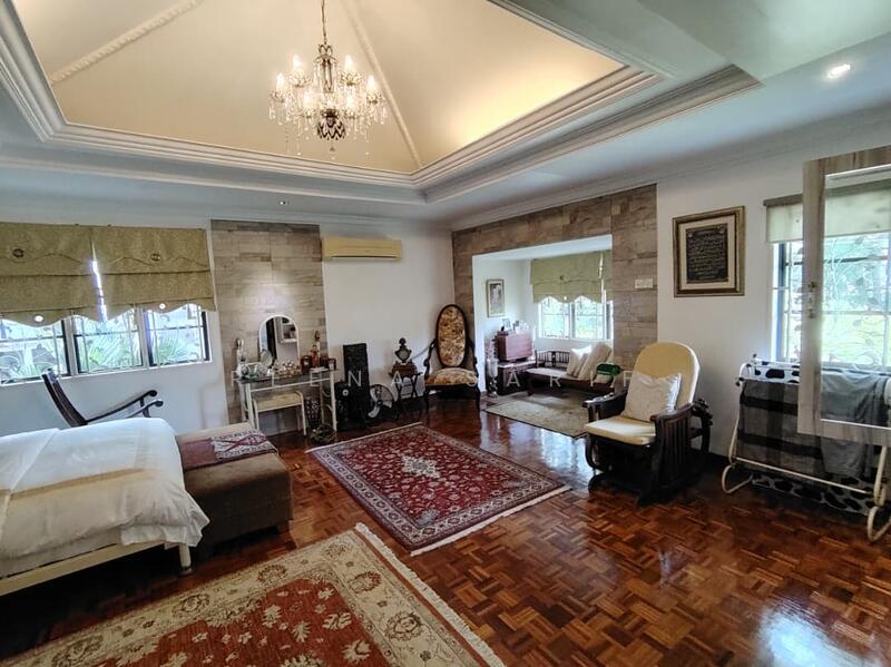 Bungalow House for Sale in SS19 (Subang Jaya) - Reena Sarif - Living Room - PropertyGuru.com.my