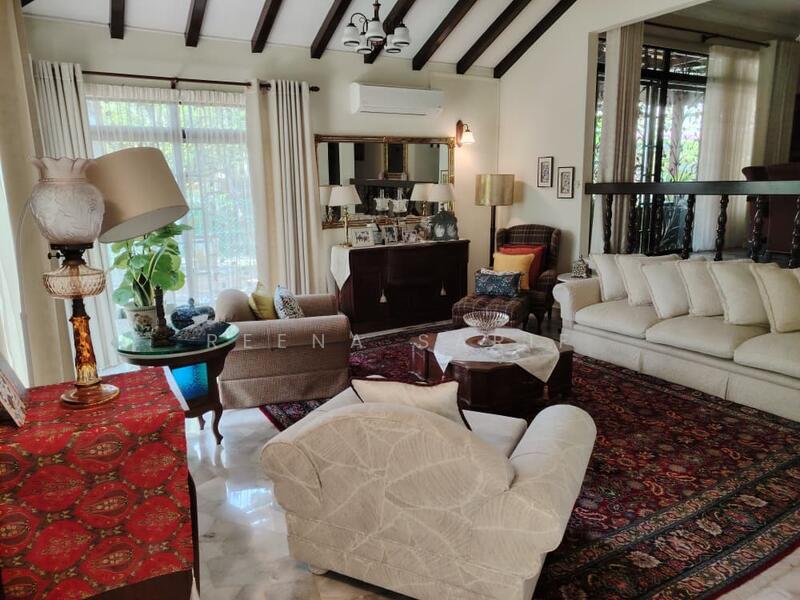 Bungalow House for Sale in SS19 (Subang Jaya) - Reena Sarif - Living Room - PropertyGuru.com.my