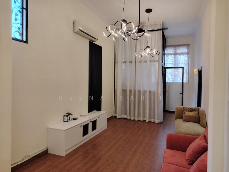 Bungalow House for Sale in SS19 (Subang Jaya) - Reena Sarif - Living Room - PropertyGuru.com.my