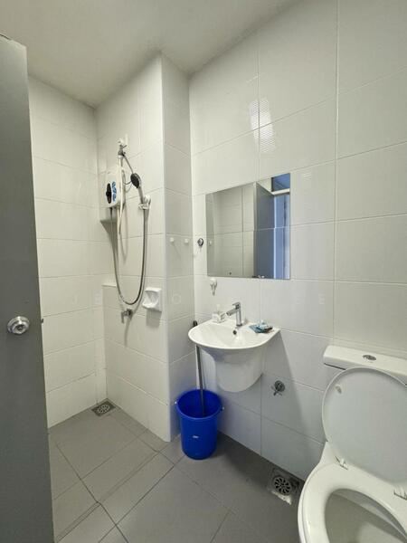 Rumah Teres untuk Dijual di Johor Bahru (Johor) - Jesmond Lee - Bathroom - PropertyGuru.com.my
