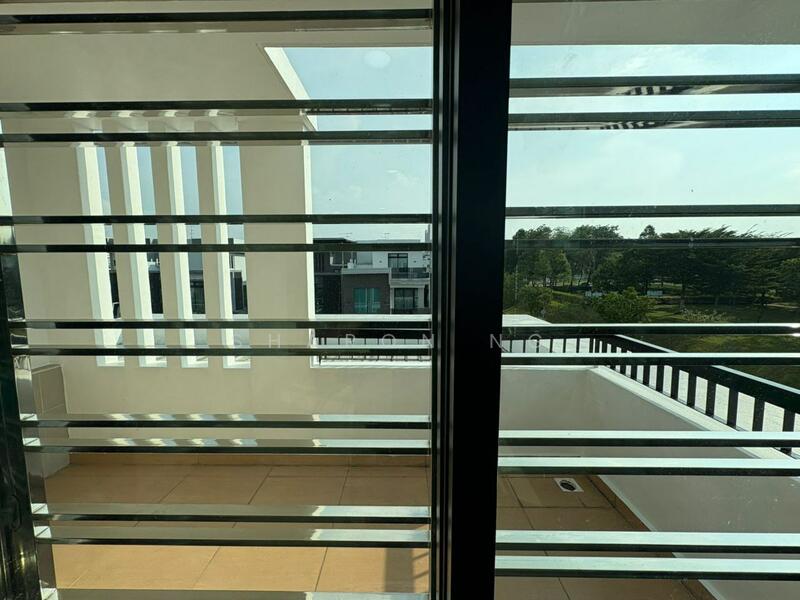 Opal @ Taman Mutiara Mas untuk Untuk Dijual - RM 1,300,000, Mac 2026 - Balcony - PropertyGuru.com.my