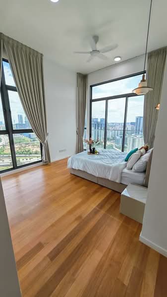 Condominium for Rent at Waltz Residences - Kew . - Bedroom - PropertyGuru.com.my