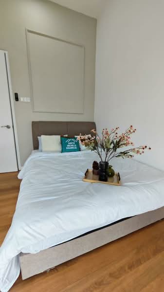 Condominium for Rent at Waltz Residences - Kew . - Bedroom - PropertyGuru.com.my