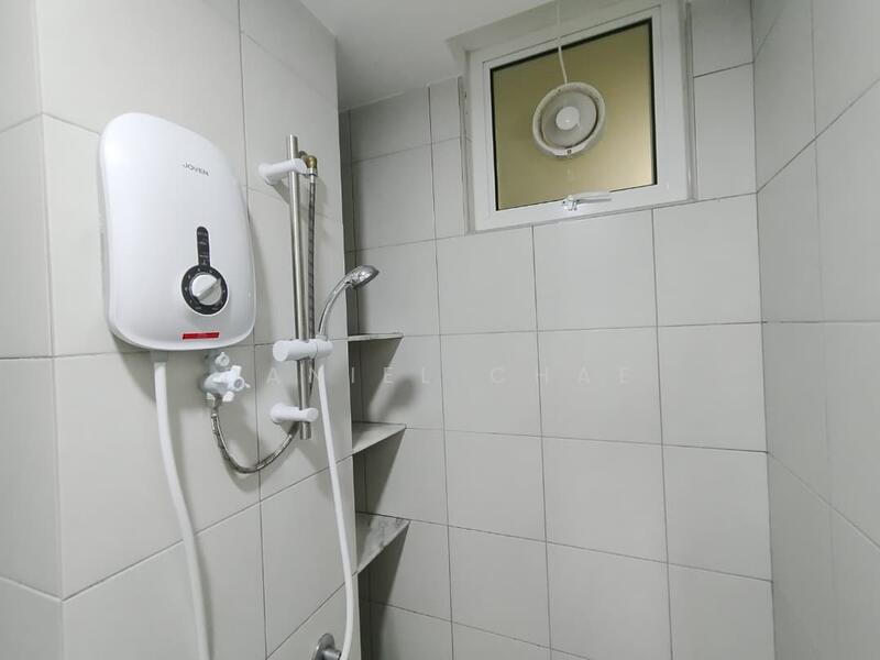 Fairview Residence untuk Untuk Disewa - RM 1,400 /bulan, Feb 2026 - Bathroom - PropertyGuru.com.my
