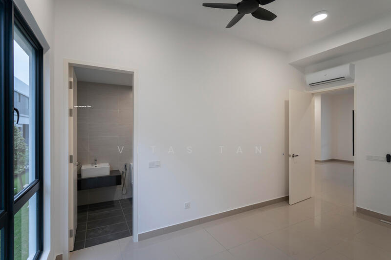 Townhouse for Rent in Eco Ardence (Setia Alam) - Vitas Tan - Bathroom - PropertyGuru.com.my