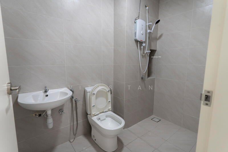 Townhouse for Rent in Eco Ardence (Setia Alam) - Vitas Tan - Bathroom - PropertyGuru.com.my