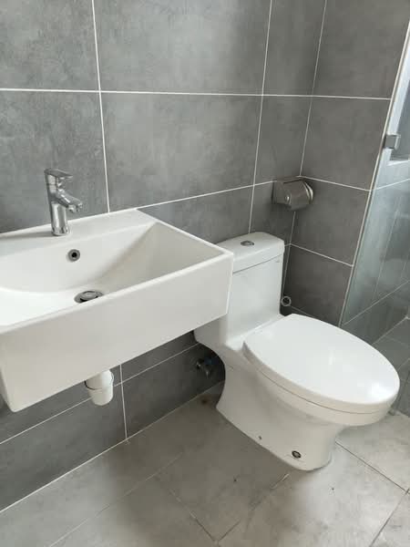 Service Residence for Sale at 121 Residences - Danny Lo - Bathroom - PropertyGuru.com.my