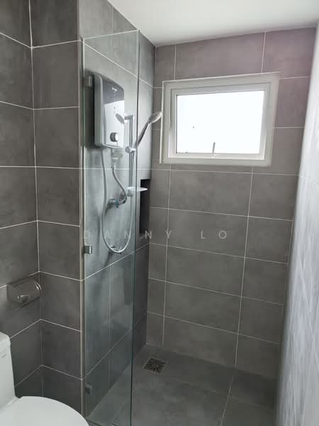 Service Residence for Sale at 121 Residences - Danny Lo - Bathroom - PropertyGuru.com.my
