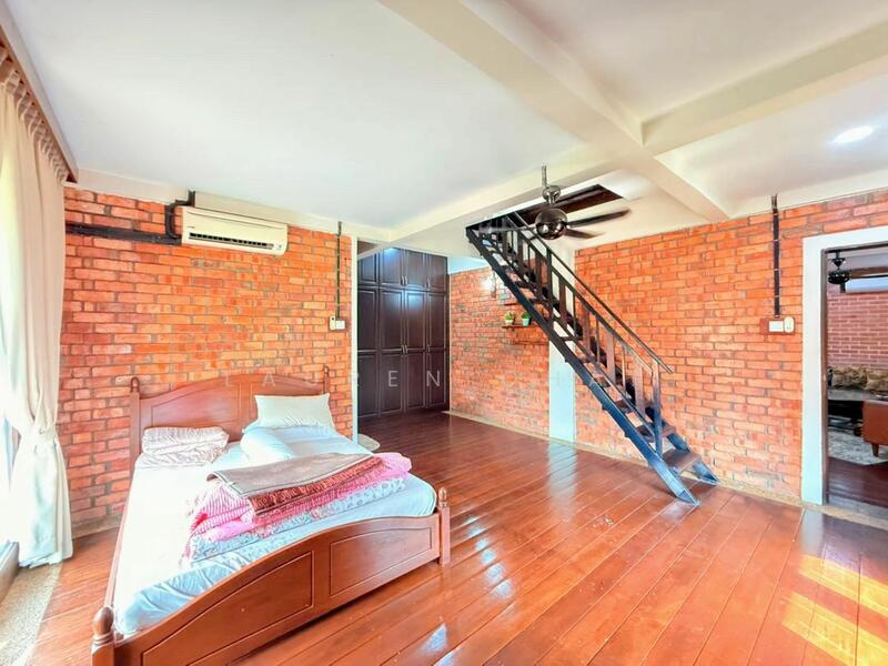 For Sale - Straits View