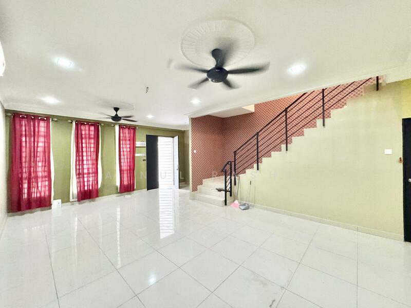 Bangi Avenue untuk Untuk Dijual - RM 600,000, Apr 2026 - Living Room - PropertyGuru.com.my