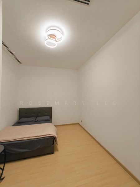 Kondominium untuk Dijual di Trinity Pentamont - Rosemary Lee - Bedroom - PropertyGuru.com.my