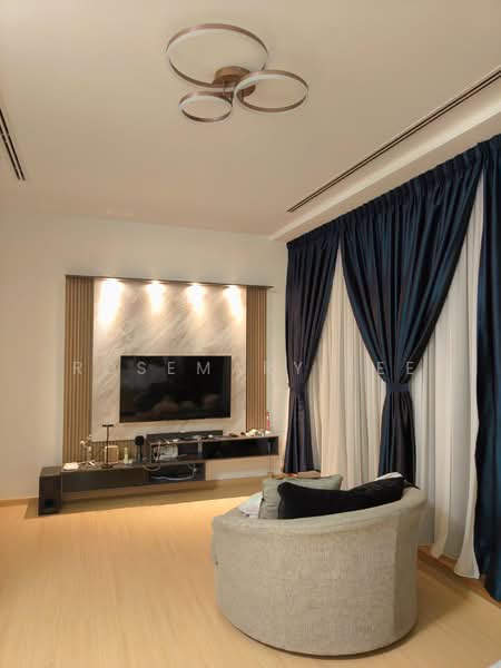 Kondominium untuk Dijual di Trinity Pentamont - Rosemary Lee - Living Room - PropertyGuru.com.my