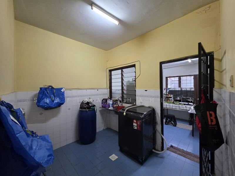 Taman Subang Mewah untuk Untuk Dijual - RM 590,000, Mac 2026 - Kitchen - PropertyGuru.com.my