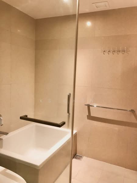 Servis Apartment untuk Dijual di Stonor 3 - KS Chan - Bathroom - PropertyGuru.com.my