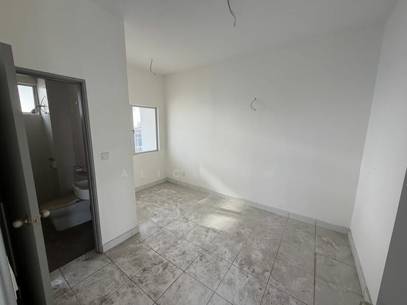 2-storey Terraced House for Sale in Rawang (Selangor) - Alice Low - Bathroom - PropertyGuru.com.my