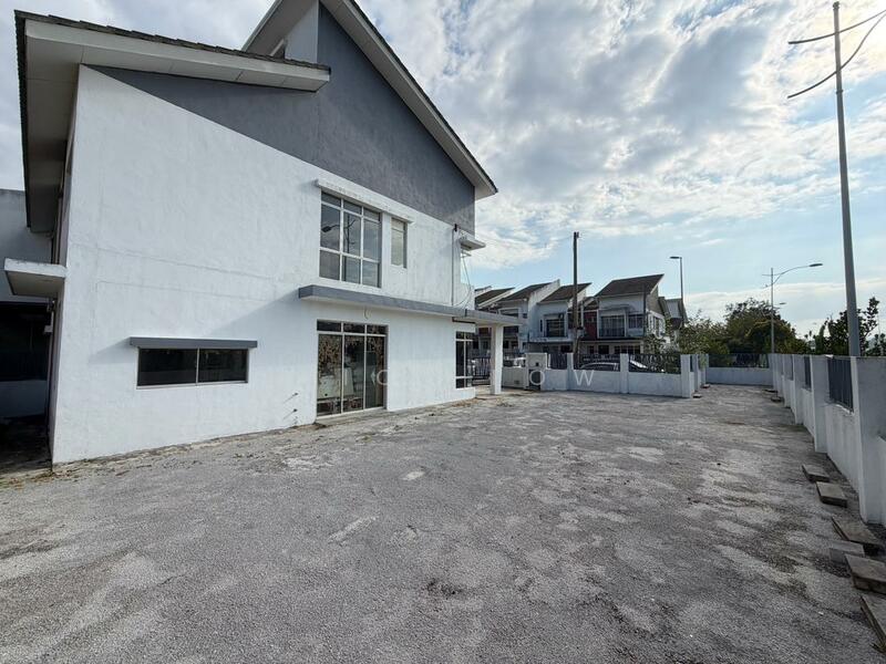 2-storey Terraced House for Sale in Rawang (Selangor) - Alice Low - Exterior - PropertyGuru.com.my