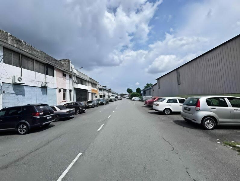 Terrace Factory for Sale in Taman Universiti (Skudai) - Daniel Yong - Exterior - PropertyGuru.com.my