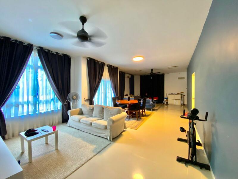 Bungalow for Sale in Mahkota Hills (Lenggeng) - Azrul Othman - Living Room - PropertyGuru.com.my