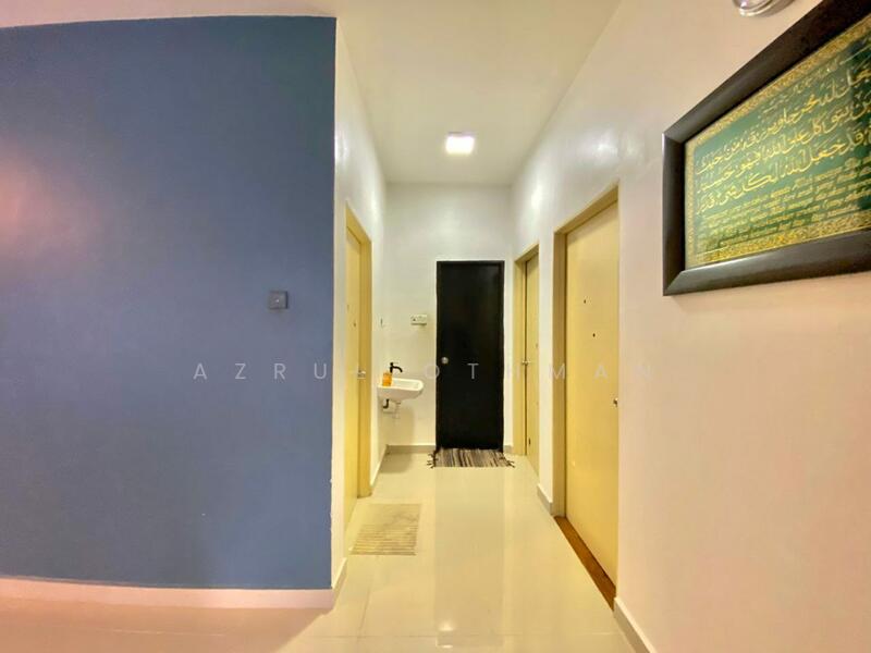 Bungalow for Sale in Mahkota Hills (Lenggeng) - Azrul Othman - Corridor - PropertyGuru.com.my