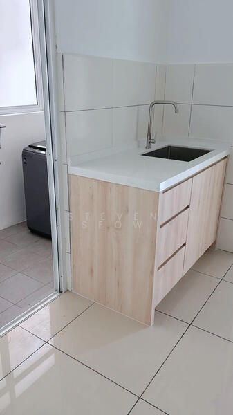 Starhill Luxury Residence untuk Untuk Disewa - RM 2,000 /bulan, Feb 2026 - Kitchen - PropertyGuru.com.my