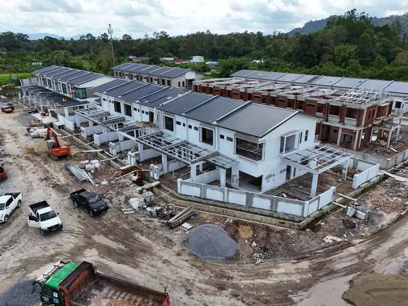 2-storey Terraced House for Sale in Serian (Sarawak) - Leslie Loi - Exterior - PropertyGuru.com.my