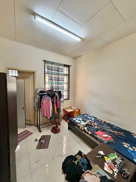 2-storey Terraced House for Sale in Johor Bahru (Johor) - Kent Koh - Bedroom - PropertyGuru.com.my