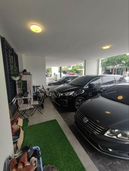 Rumah Teres untuk Dijual di Tamansari (Rawang) - Shazwan CH - Car Park - PropertyGuru.com.my
