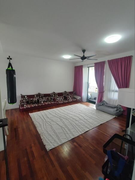 Rumah Teres untuk Dijual di Tamansari (Rawang) - Shazwan CH - Living Room - PropertyGuru.com.my