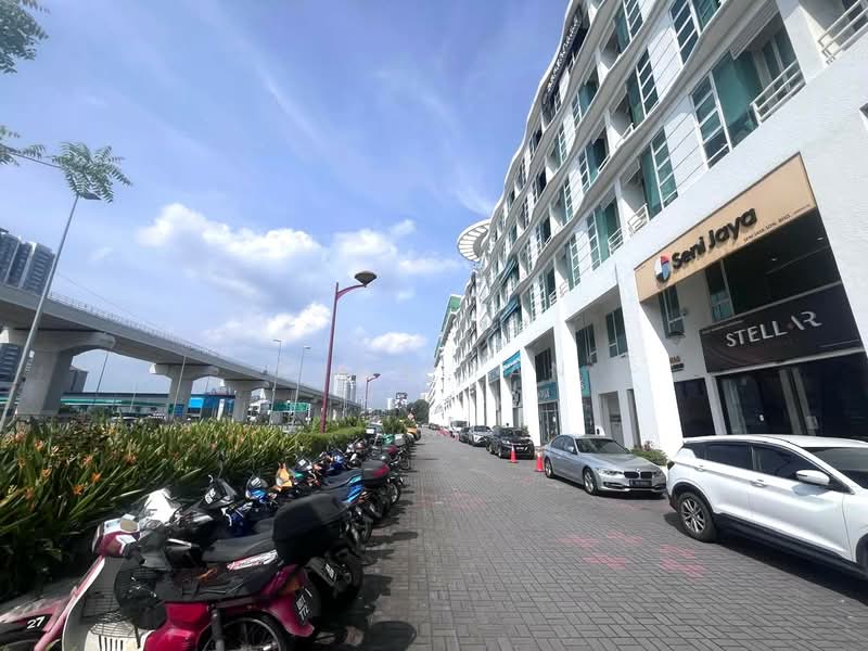 Kedai / Pejabat untuk Disewa di Kampung Sungai Kayu Ara (Petaling Jaya) - Ryan Tan - Exterior - PropertyGuru.com.my