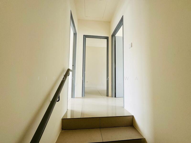 2-storey Terraced House for Sale in Kuala Selangor (Selangor) - Firdaussazwan Mustafa - Corridor - PropertyGuru.com.my