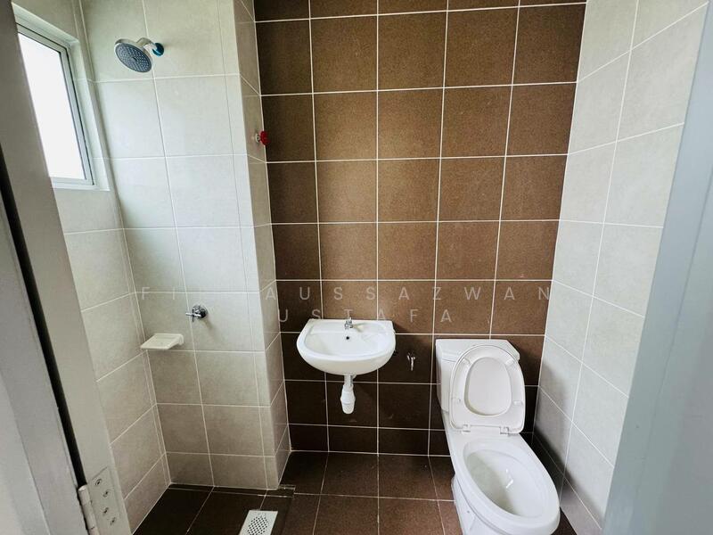 2-storey Terraced House for Sale in Kuala Selangor (Selangor) - Firdaussazwan Mustafa - Bathroom - PropertyGuru.com.my