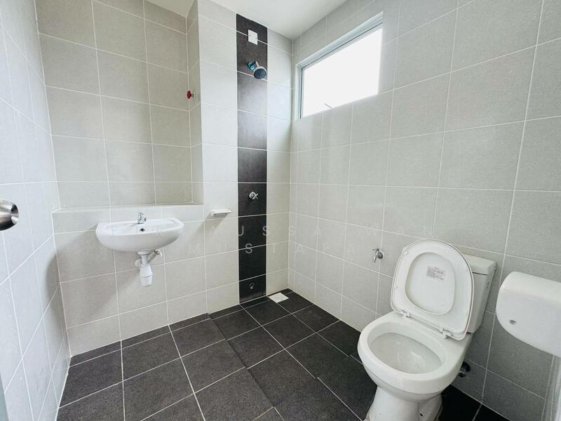 2-storey Terraced House for Sale in Kuala Selangor (Selangor) - Firdaussazwan Mustafa - Bathroom - PropertyGuru.com.my
