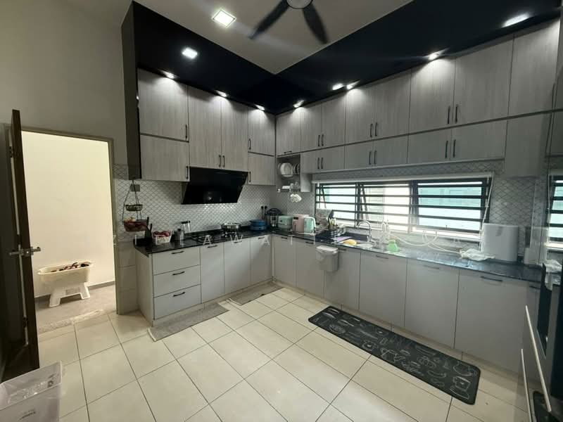 1.5-storey Terraced House for Sale in Kuantan (Pahang) - Fazielawatie Ishak - Kitchen - PropertyGuru.com.my