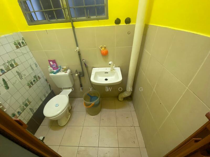 Townhouse for Sale in Puchong (Selangor) - Joey Wong - Bathroom - PropertyGuru.com.my