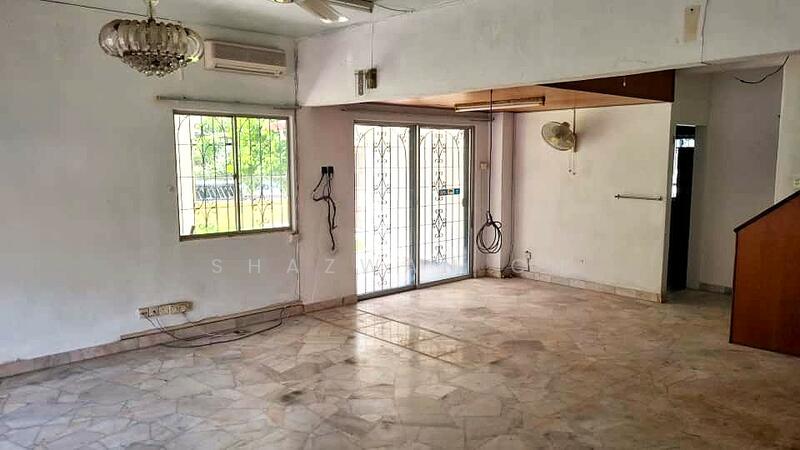 2-storey Terraced House for Sale in Taman Sri Watan (Ampang) - Shazwan CH - Living Room - PropertyGuru.com.my