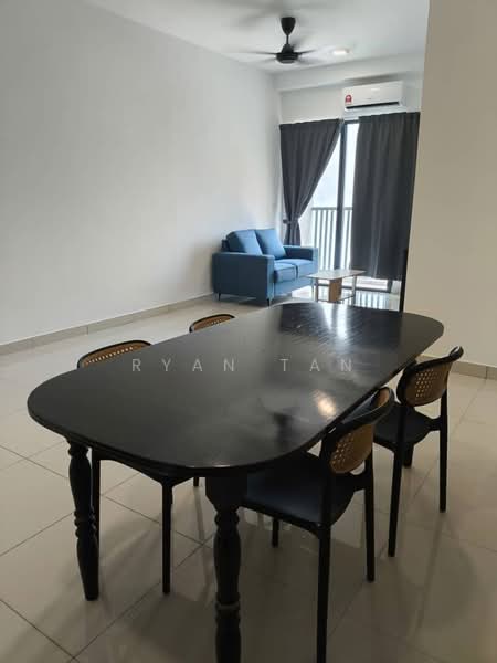 Kondominium untuk Dijual di Residensi Bintang - Ryan Tan - Living Room - PropertyGuru.com.my