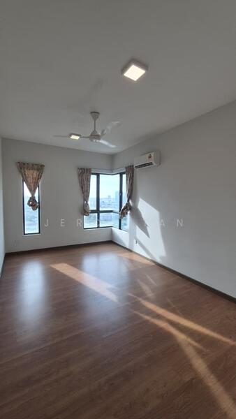 Condominium for Sale at Zefer Hill Residence - Jercy Tan - Living Room - PropertyGuru.com.my