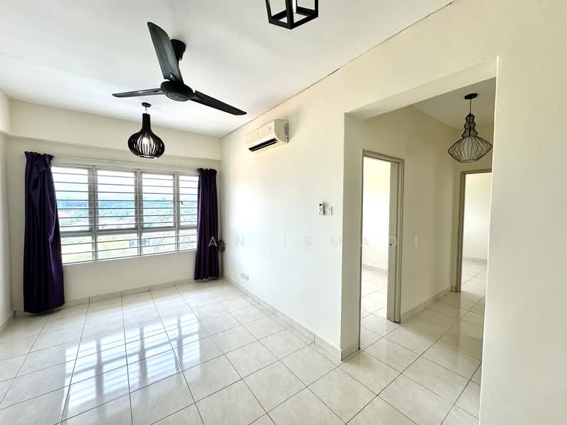 The Residence 1 @ Tiara East untuk Untuk Dijual - RM 199,000, Mac 2026 - Living Room - PropertyGuru.com.my