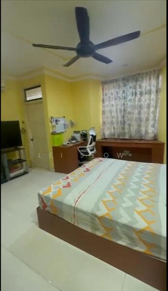 2-storey Terraced House for Sale in Taman Seri Zamrud (Sungai Ara) - Lei Seow - Bedroom - PropertyGuru.com.my