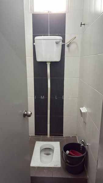 Shop for Rent in Kajang (Selangor) - Jim Lee - Bathroom - PropertyGuru.com.my