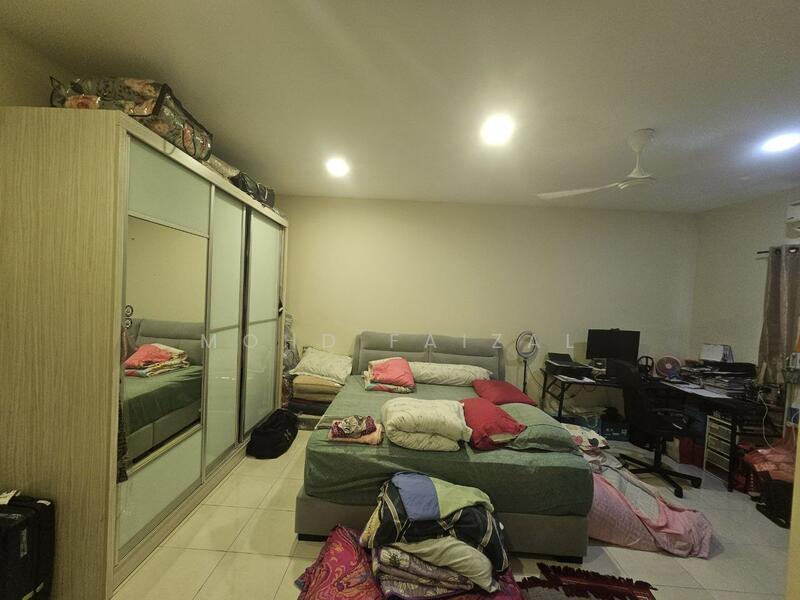 Laman Delfina Nilai Impian untuk Untuk Dijual - RM 490,000, Mac 2026 - Bedroom - PropertyGuru.com.my