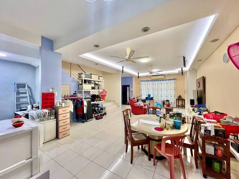 2-storey Terraced House for Sale in Taman Mutiara Indah (Puchong) - Muz Hafiz - Living Room - PropertyGuru.com.my
