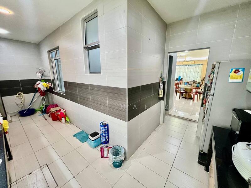 2-storey Terraced House for Sale in Taman Mutiara Indah (Puchong) - Muz Hafiz - Kitchen - PropertyGuru.com.my