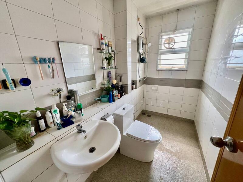 2-storey Terraced House for Sale in Taman Mutiara Indah (Puchong) - Muz Hafiz - Bathroom - PropertyGuru.com.my