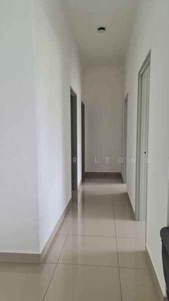 Kondominium untuk Disewa di Amverton Greens - Esther Leong - Corridor - PropertyGuru.com.my