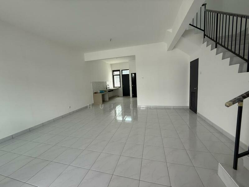 2-storey Terraced House for Sale in Johor Bahru (Johor) - Hui Lee - Living Room - PropertyGuru.com.my